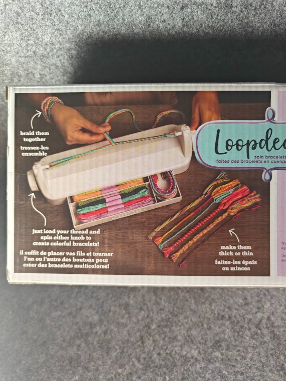 Loopdedoo Bracelet Maker NEW Spinning Loom DIY Craft Kit 18 Threads
